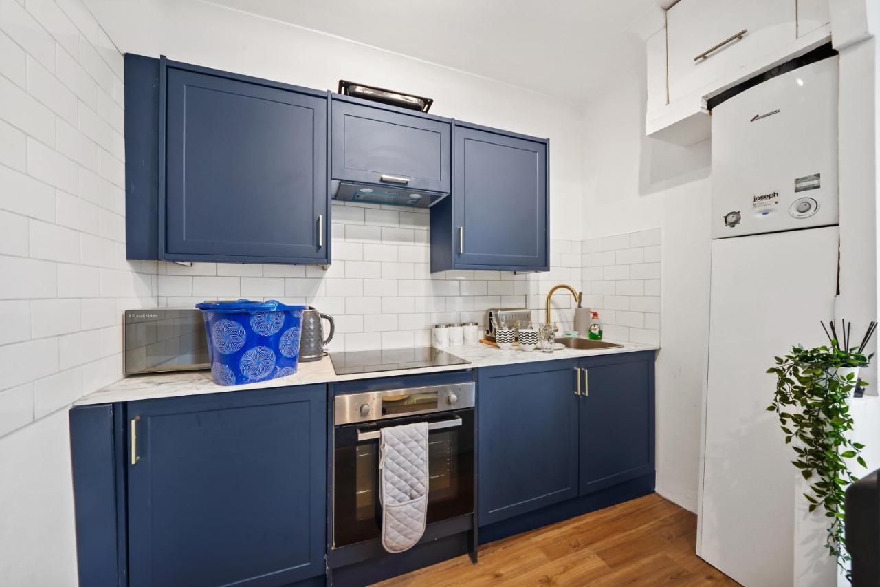 Modern One Bedroom Apartments In Brighton Exterior photo