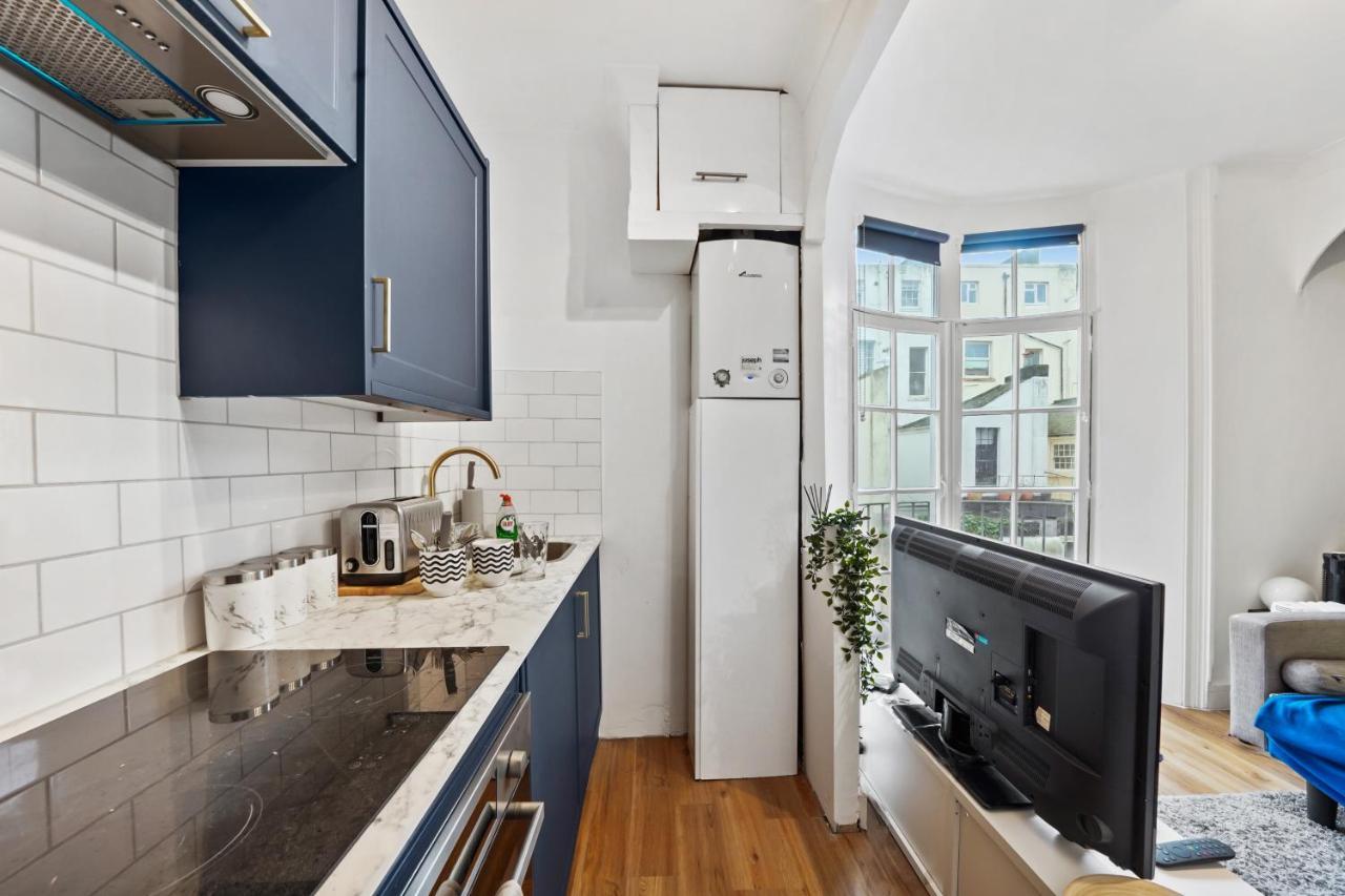 Modern One Bedroom Apartments In Brighton Exterior photo