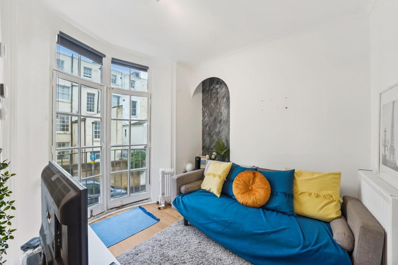 Modern One Bedroom Apartments In Brighton Exterior photo