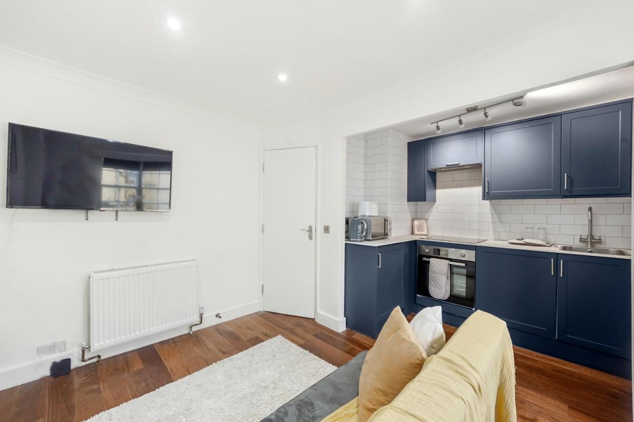 Modern One Bedroom Apartments In Brighton Exterior photo