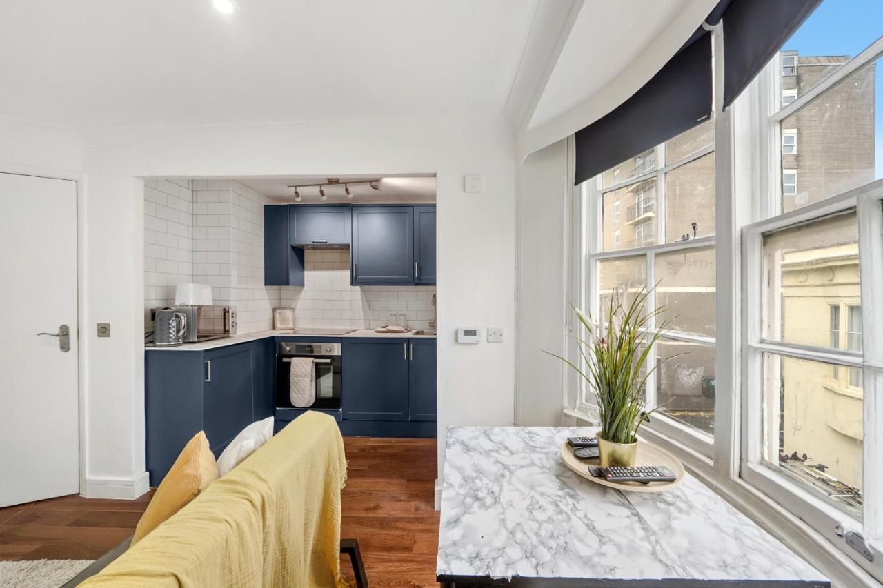 Modern One Bedroom Apartments In Brighton Exterior photo